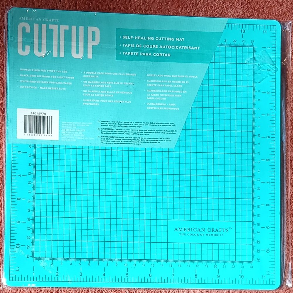 CUT IT UP DOUBLE-SIDED SELF-HEALING MAT 11x11 - NEW IN PACKAGE
